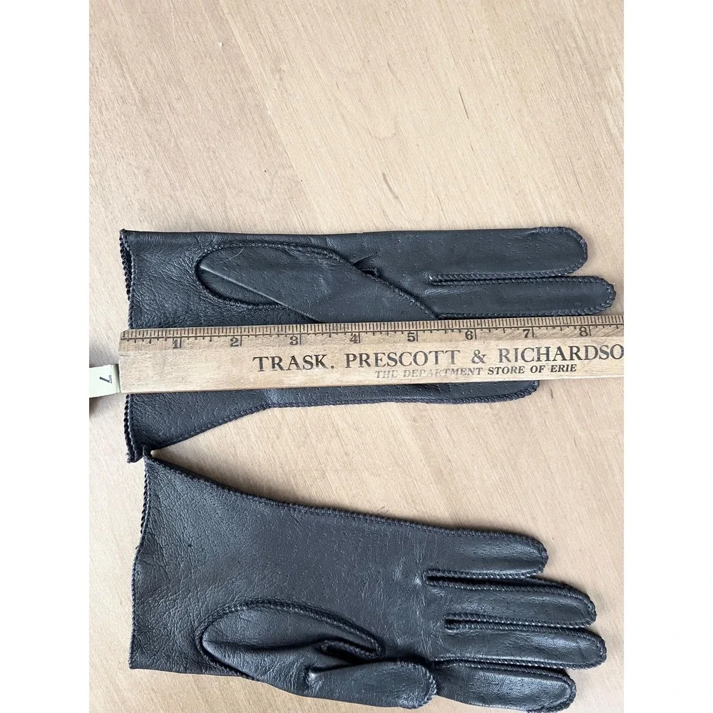 Deerskin leather gloves New with tags old stock vintage dark brown size 7 small